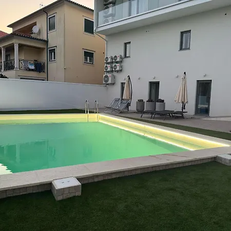 Bed & Breakfast Bussaco House Luso (Mealhada)