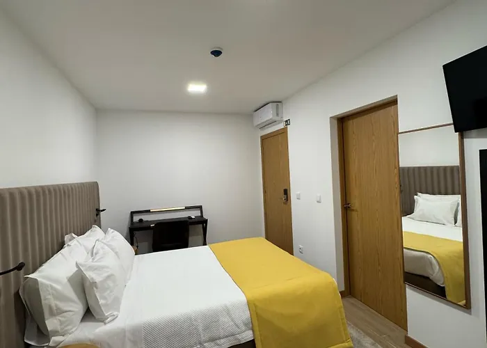 فندق مبيت وإفطار Bussaco House لوزو