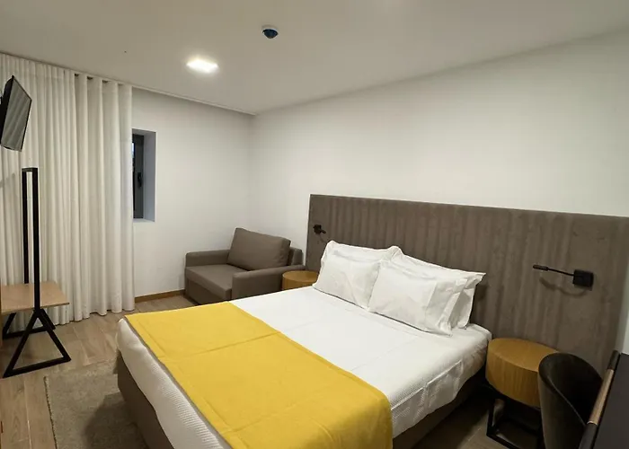 Bussaco House فندق مبيت وإفطار لوزو